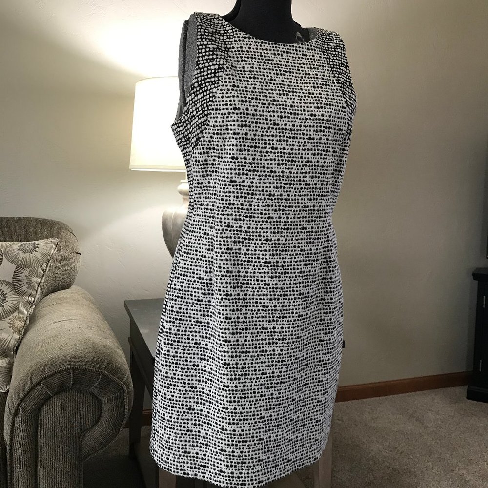 Banana Republic Sleeveless Dress Open Back Sz 12 Dress